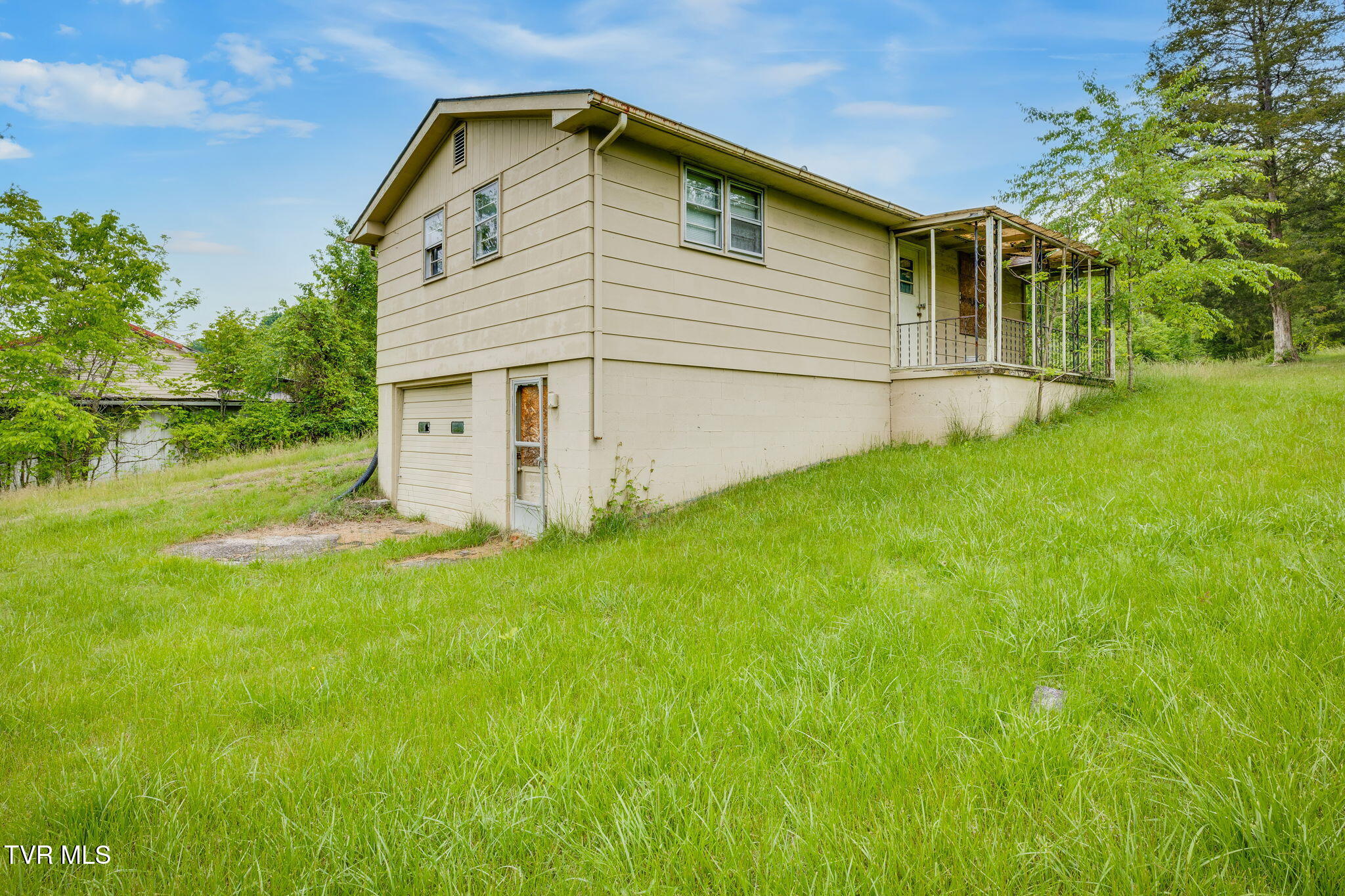 4136 Ridge Road Kingsport, TN 37660 - Photo 28 of 34 029