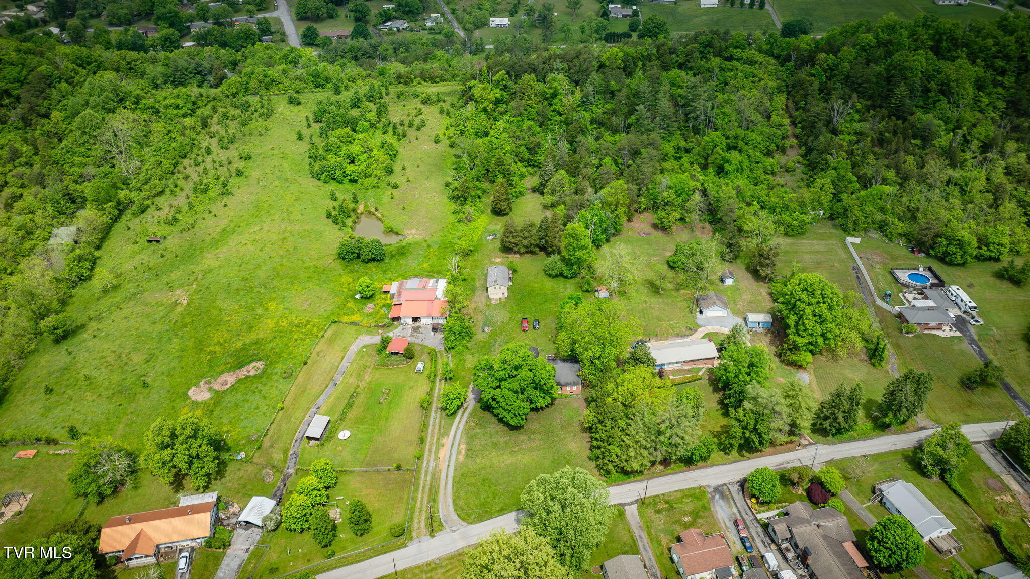 4136 Ridge Road Kingsport, TN 37660 - Photo 30 of 34 101