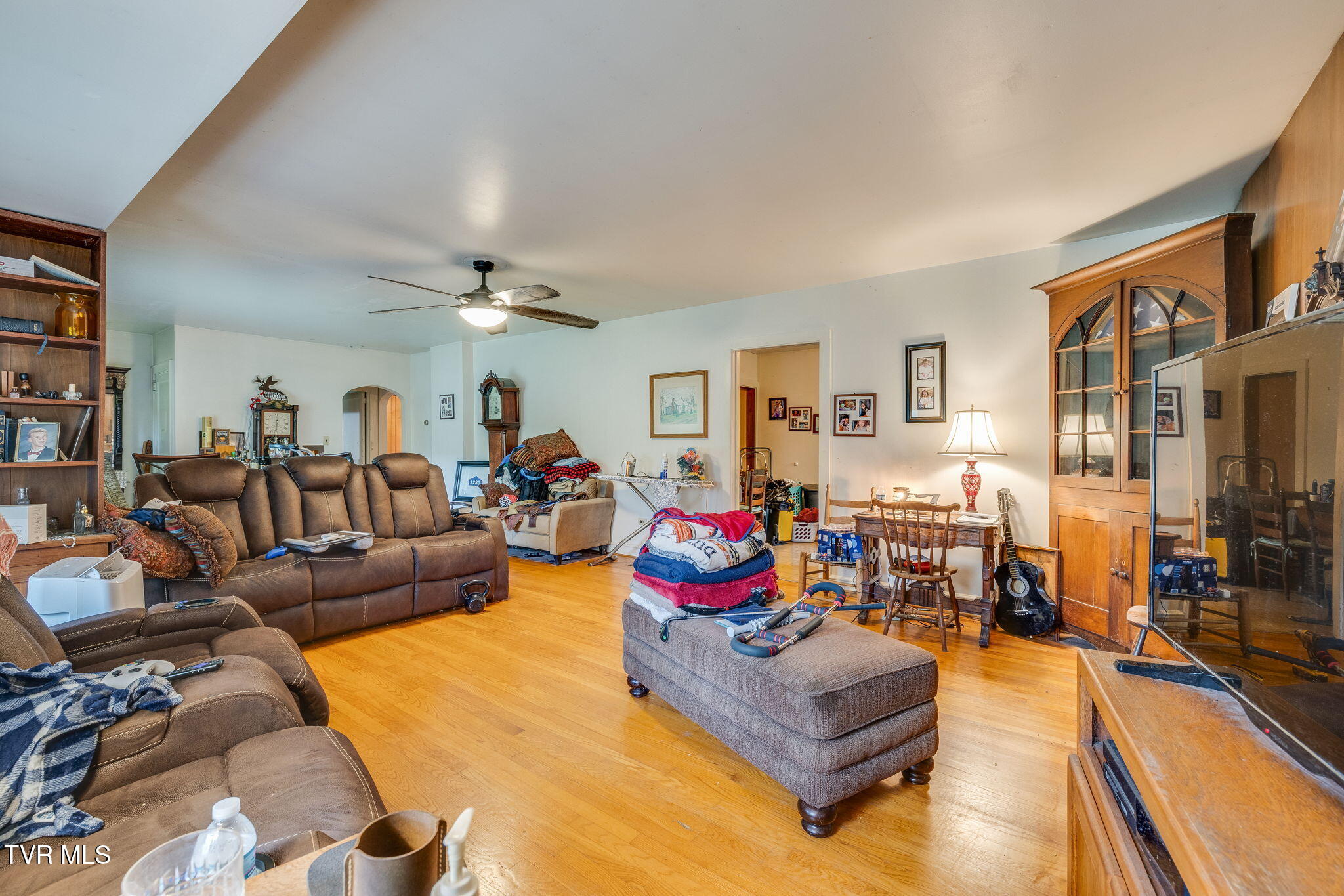 4136 Ridge Road Kingsport, TN 37660 - Photo 9 of 34 009