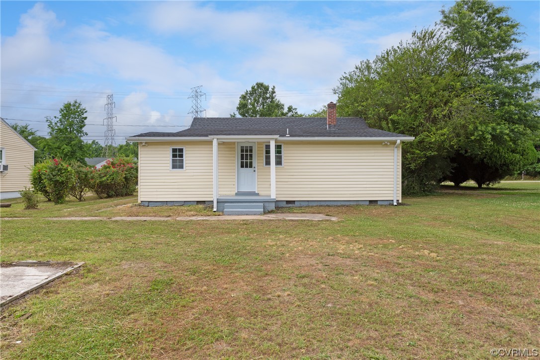 2440 Dupuy Road Petersburg, VA 23803 - Photo 3 of 25 a front view of house with yard and trees