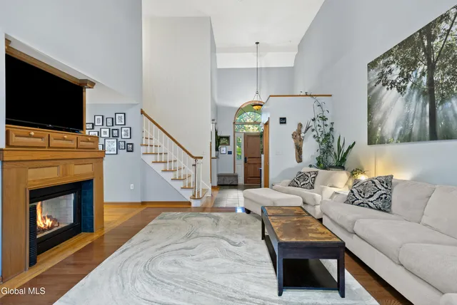 $895,000 | 28 Bog Meadow Run, Saratoga Springs, NY 12866