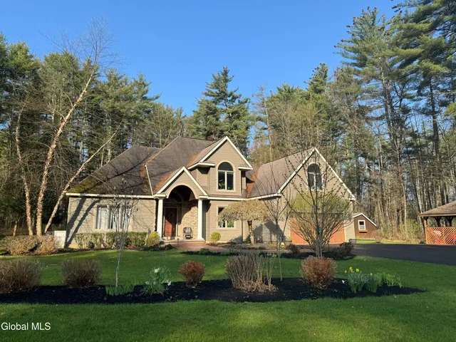 $895,000 | 28 Bog Meadow Run, Saratoga Springs, NY 12866