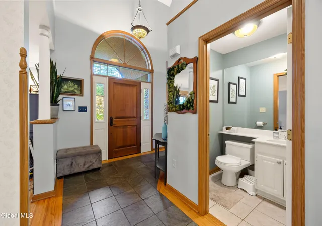 $895,000 | 28 Bog Meadow Run, Saratoga Springs, NY 12866