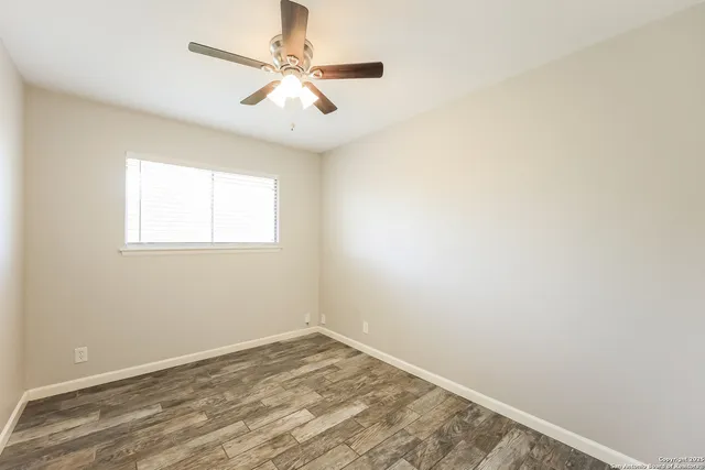 $1,645 | 274 Meadow Path Drive, San Antonio, TX 78227