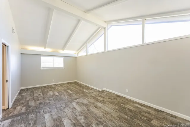 $1,645 | 274 Meadow Path Drive, San Antonio, TX 78227