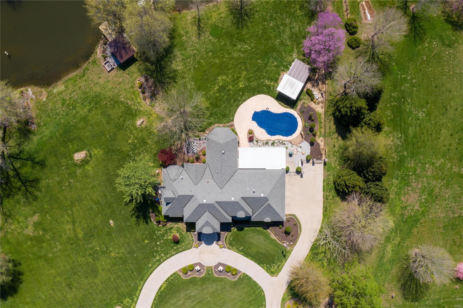 1078 Meadowsong Road Lebanon, IL 62254 - Photo 2 of 59