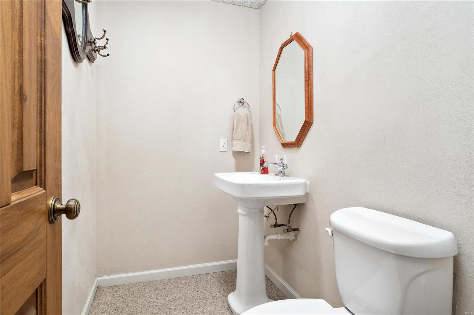 1078 Meadowsong Road Lebanon, IL 62254 - Photo 50 of 59