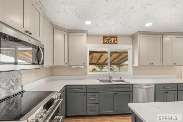 $799,000 | 9898 North 35th West, Idaho Falls, ID 83402