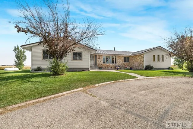 $799,000 | 9898 North 35th West, Idaho Falls, ID 83402