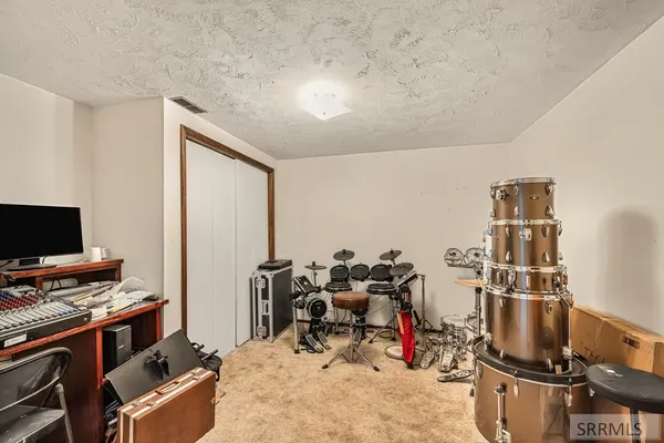 $799,000 | 9898 North 35th West, Idaho Falls, ID 83402