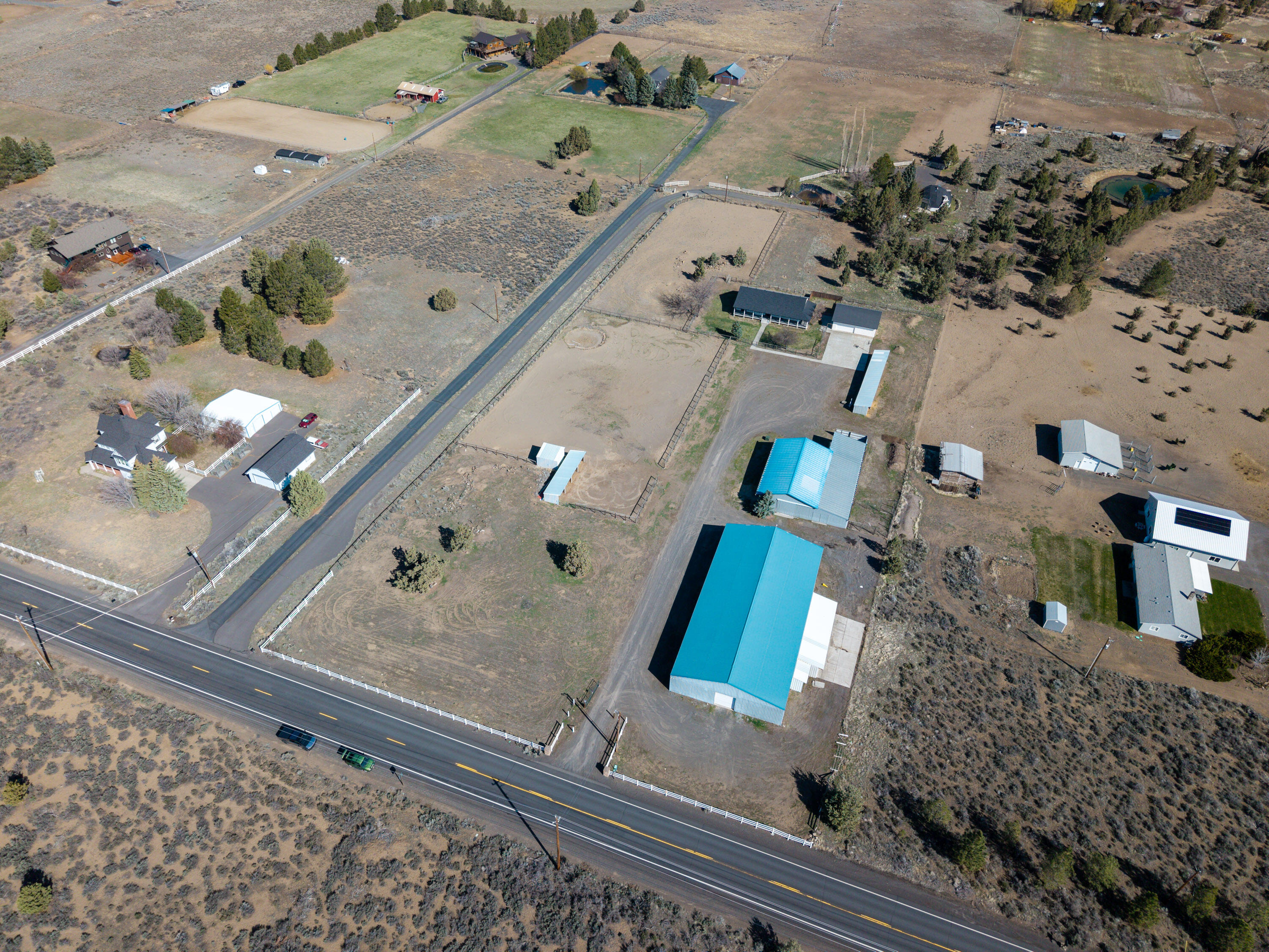 22540 Rickard Road Bend, OR 97702 - Photo 68 of 79 TPark_0353_041425