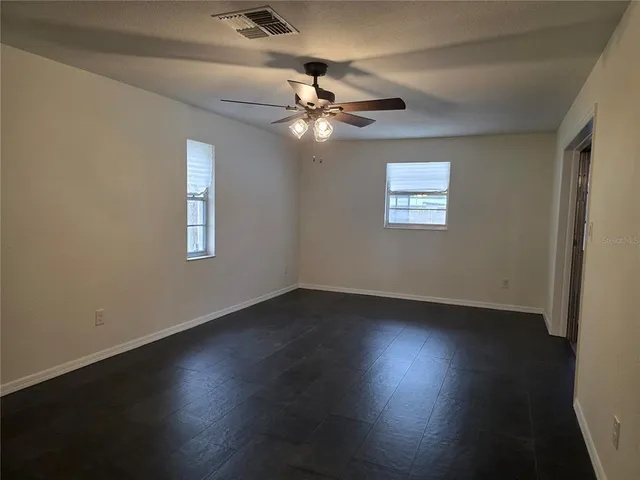 $3,000 | 5611 6th Street, Zephyrhills, FL 33542