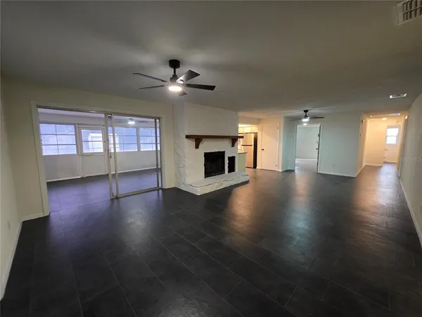 $2,650 | 5611 6th Street, Zephyrhills, FL 33542