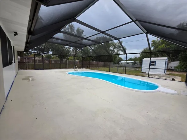 $3,000 | 5611 6th Street, Zephyrhills, FL 33542