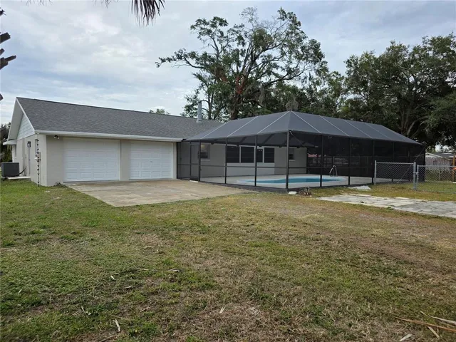 $3,000 | 5611 6th Street, Zephyrhills, FL 33542