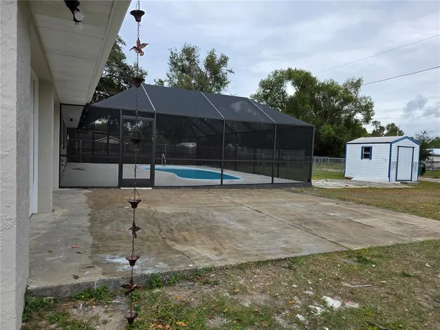 $3,000 | 5611 6th Street, Zephyrhills, FL 33542
