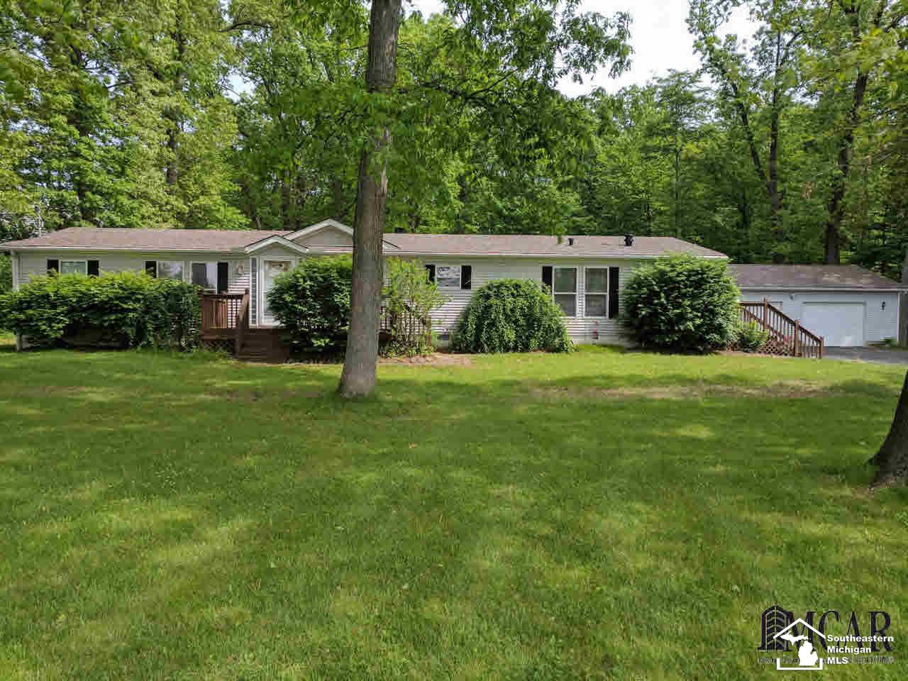 12480 Day Road Maybee, MI 48159 - Photo 2 of 17 Front View