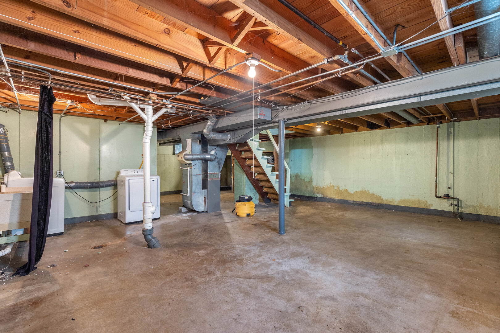 17 North Pine Street Mount Prospect, IL 60056 - Photo 19 of 32 a view of empty room