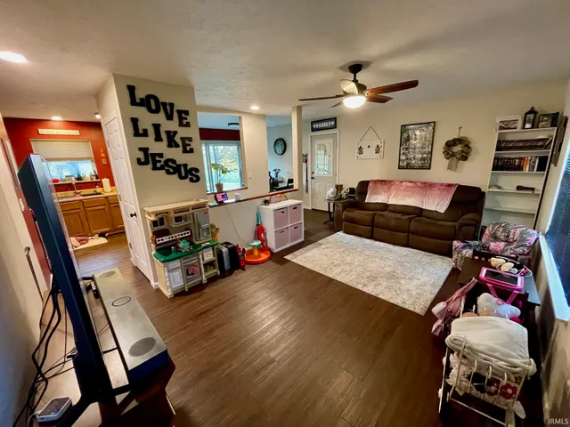 $249,900 | 17132 Tomahawk Trail, Plymouth, IN 46563