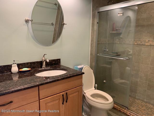 398 Brookview Court Howell, NJ 07731 - Photo 15 of 37 Master bath
