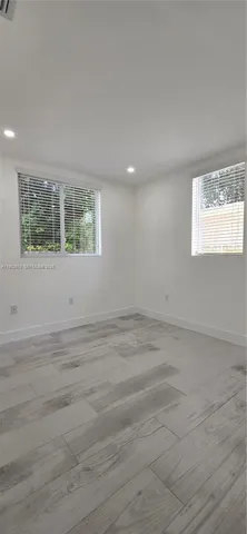 $5,950 | 3823 Thomas Avenue, Miami, FL 33133