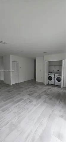 $5,950 | 3823 Thomas Avenue, Miami, FL 33133