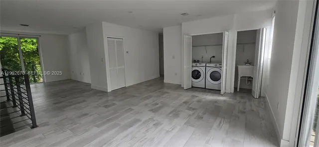 $5,950 | 3823 Thomas Avenue, Miami, FL 33133