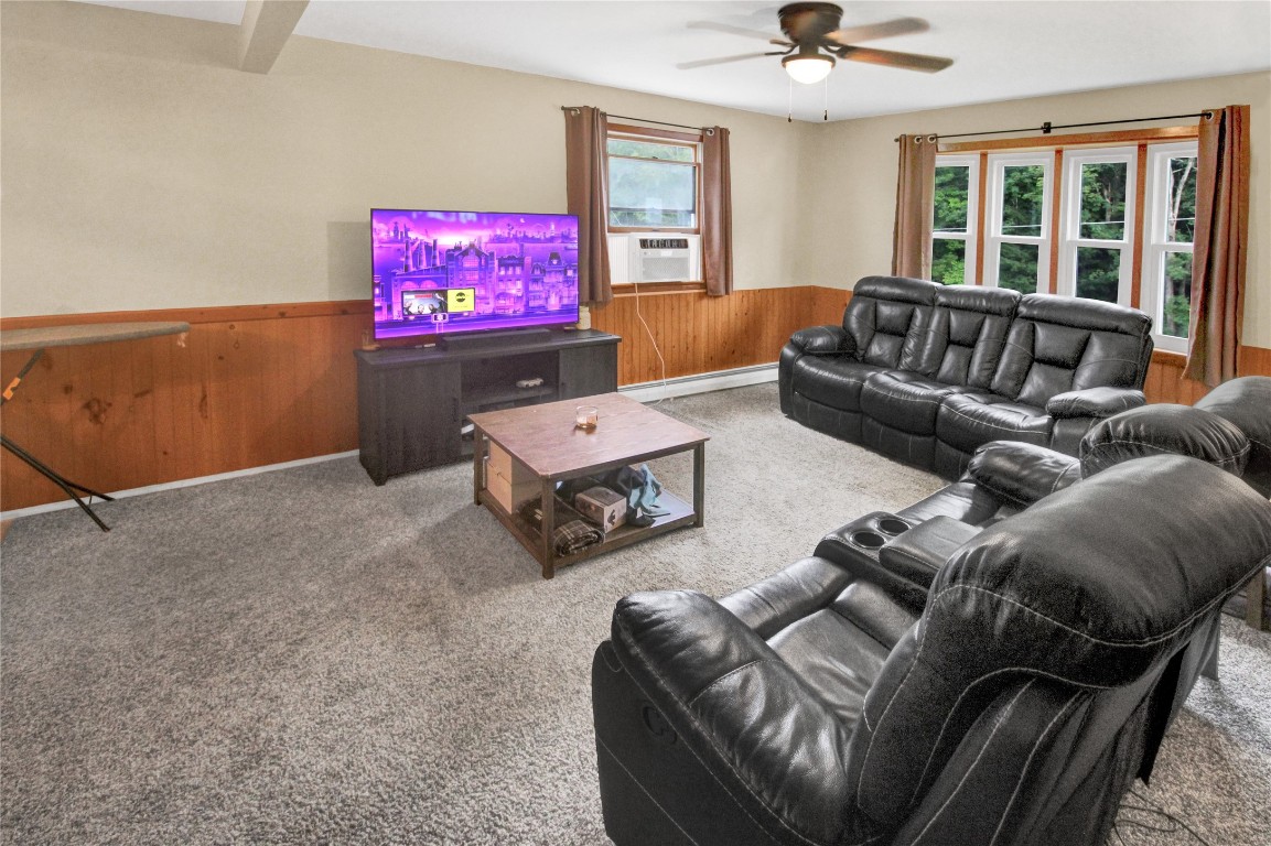 219 Swift Road Binghamton, NY 13905 - Photo 4 of 26 Gallery Image 4