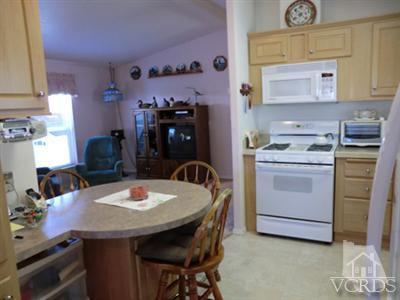 195 Tierra Rejada Road, Unit 3 Simi Valley, CA 93065 - Photo 6 of 20 Additional Photo