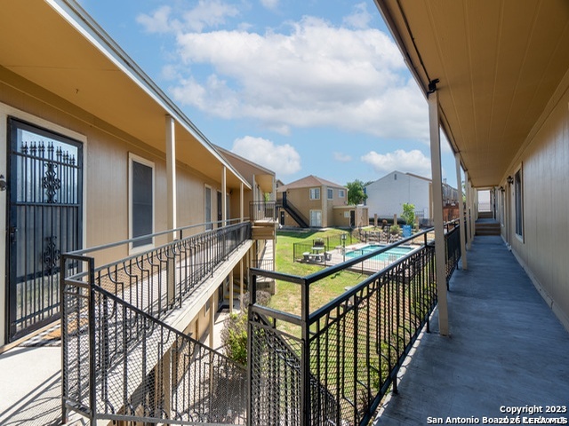 911 Vance Jackson Road, Unit 206J San Antonio, TX 78201 - Photo 9 of 10