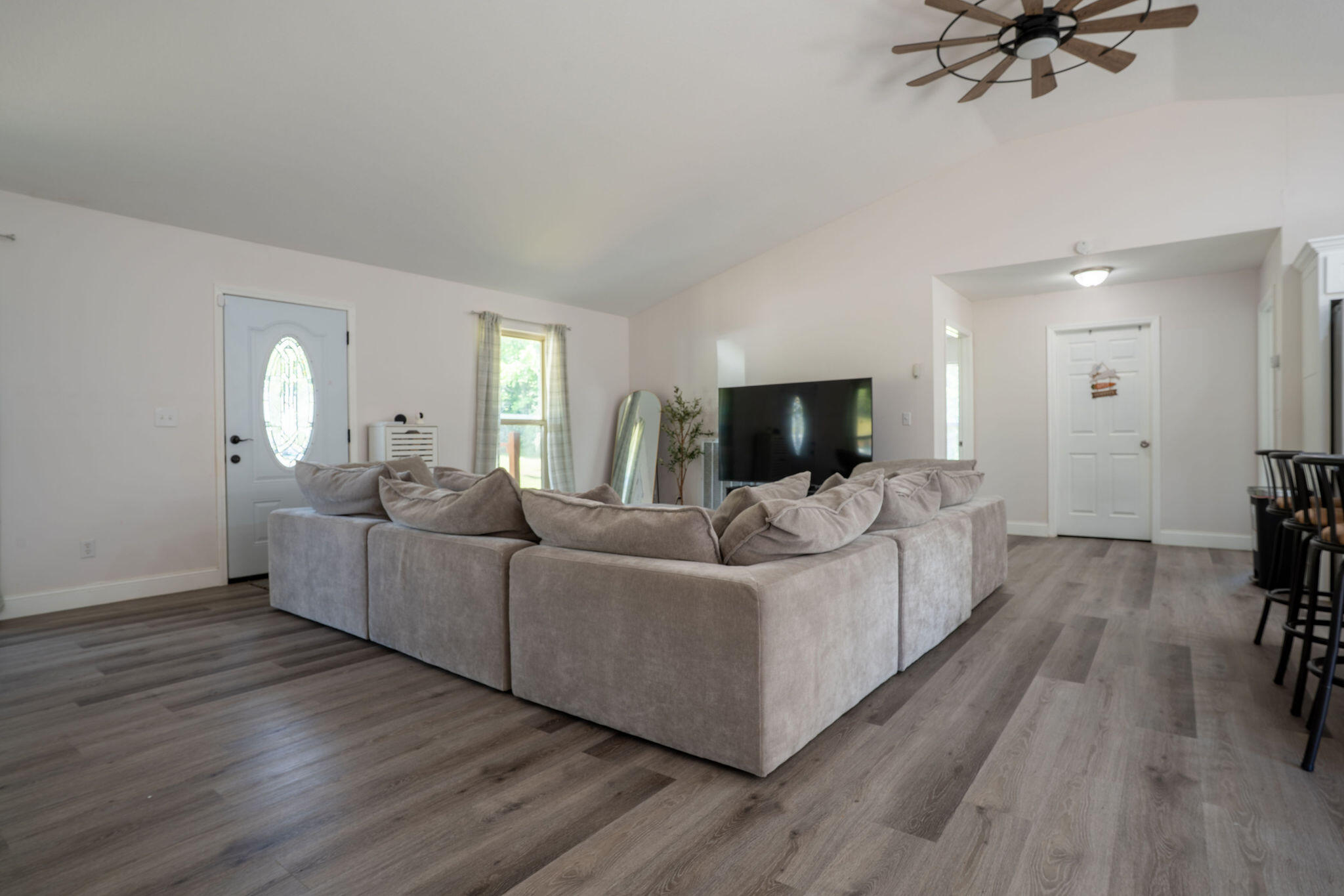 596 Co Road, Unit 104 Stevenson, AL 35772 - Photo 5 of 36 A7304325-HDR