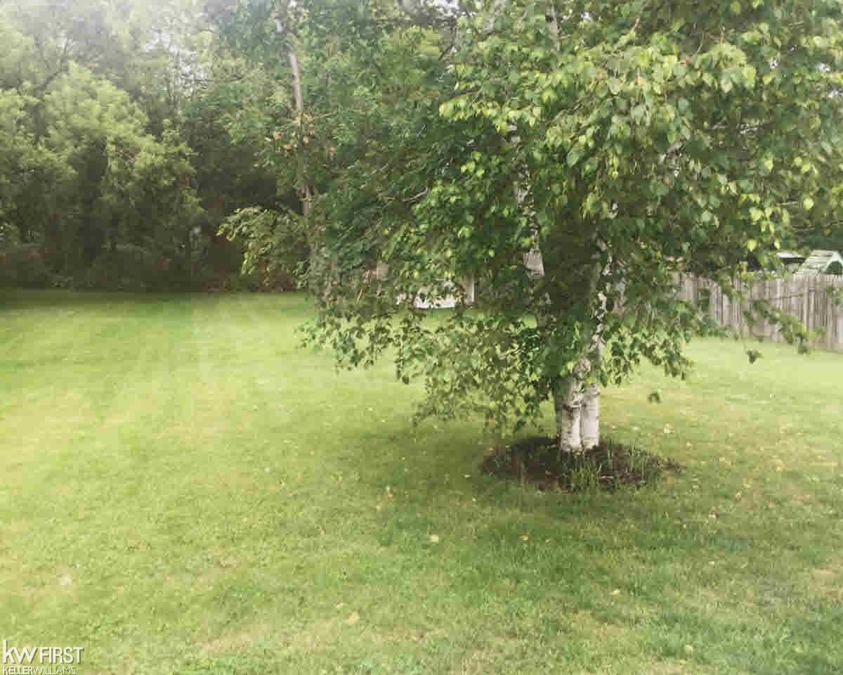 4165 Belford Road Holly, MI 48442 - Photo 27 of 54 21317573-26.JPG