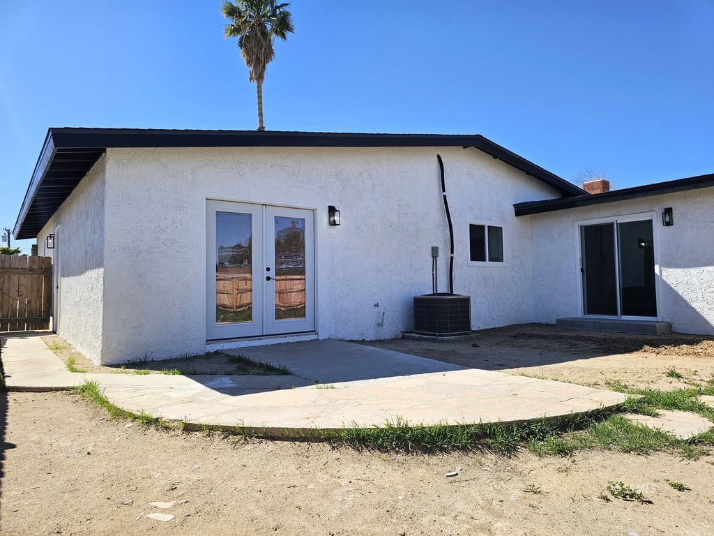 1332 West Willow Avenue Ridgecrest, CA 93555 - Photo 29 of 31