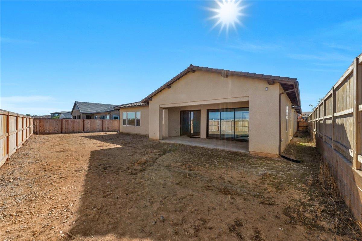 1023 Beaver Pond Loop Madera, CA 93636 - Photo 49 of 70 Gallery Image 49