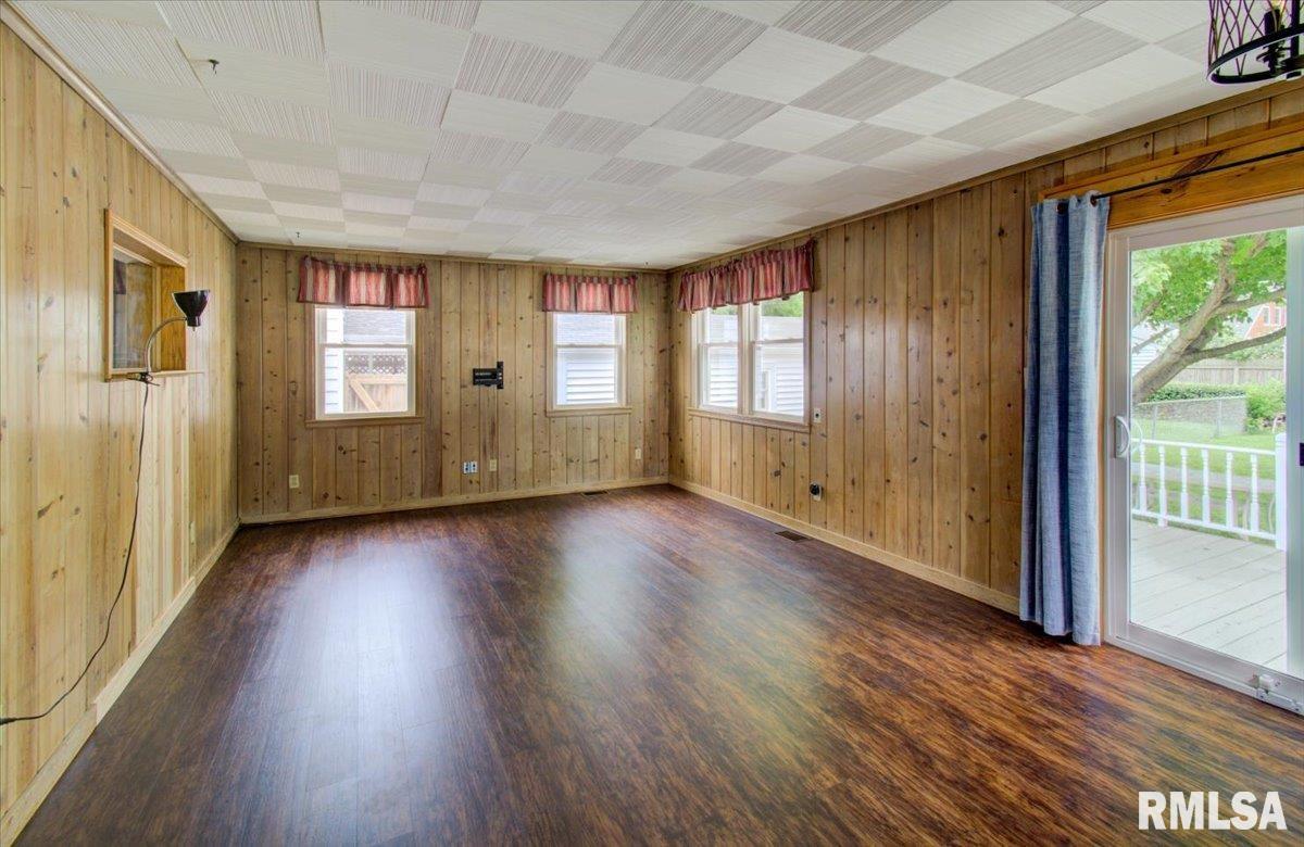 2436 South State Street Springfield, IL 62704 - Photo 7 of 29