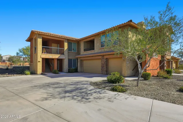 $450,000 | 2425 West Bronco Butte Trail, Unit 1011, Phoenix, AZ 85085