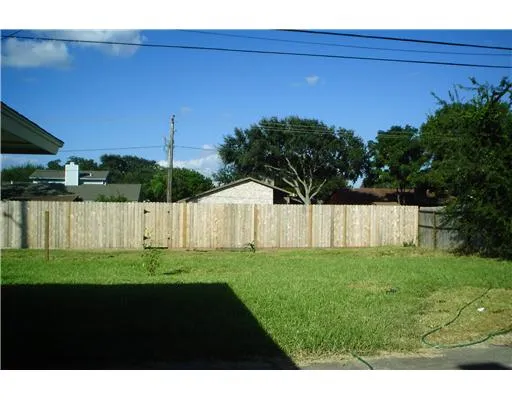 $1,700 | 5022 Olympia Drive, Corpus Christi, TX 78413