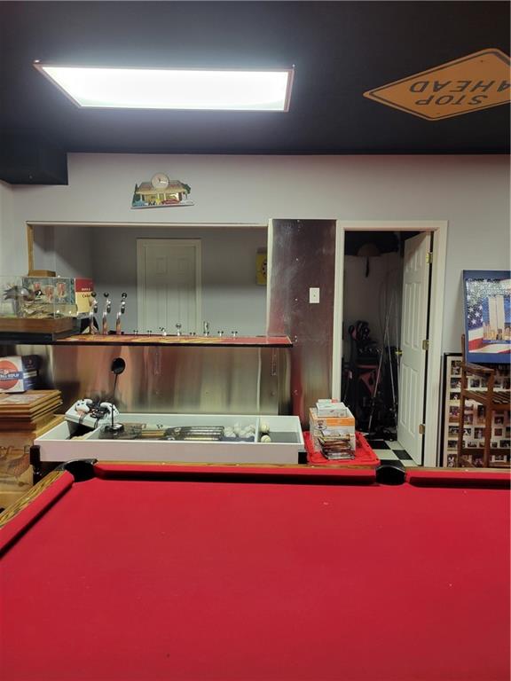 184 Scott Circle Toccoa, GA 30577 - Photo 30 of 52 a living room with furniture