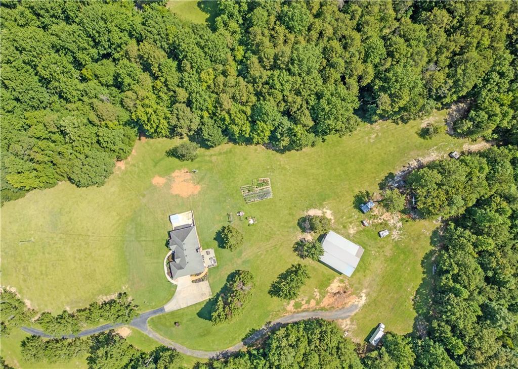 184 Scott Circle Toccoa, GA 30577 - Photo 5 of 52