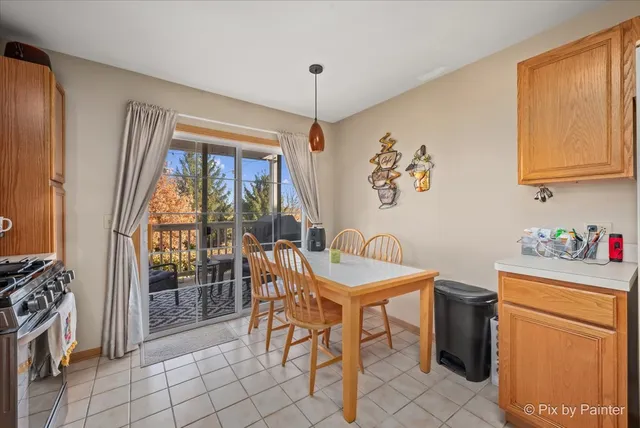 $295,000 | 2731 Old Woods Trail, Plainfield, IL 60586