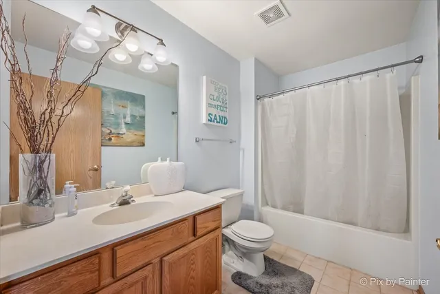 $295,000 | 2731 Old Woods Trail, Plainfield, IL 60586