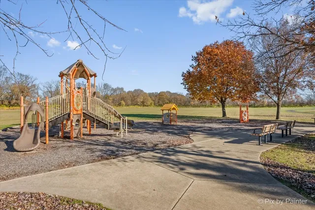 $295,000 | 2731 Old Woods Trail, Plainfield, IL 60586