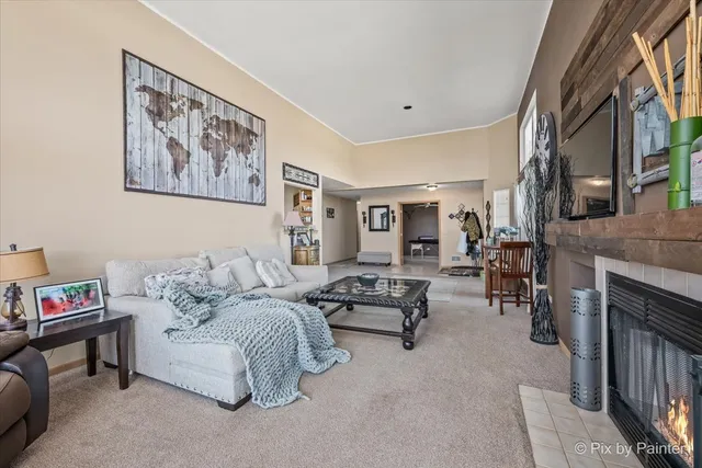 $295,000 | 2731 Old Woods Trail, Plainfield, IL 60586