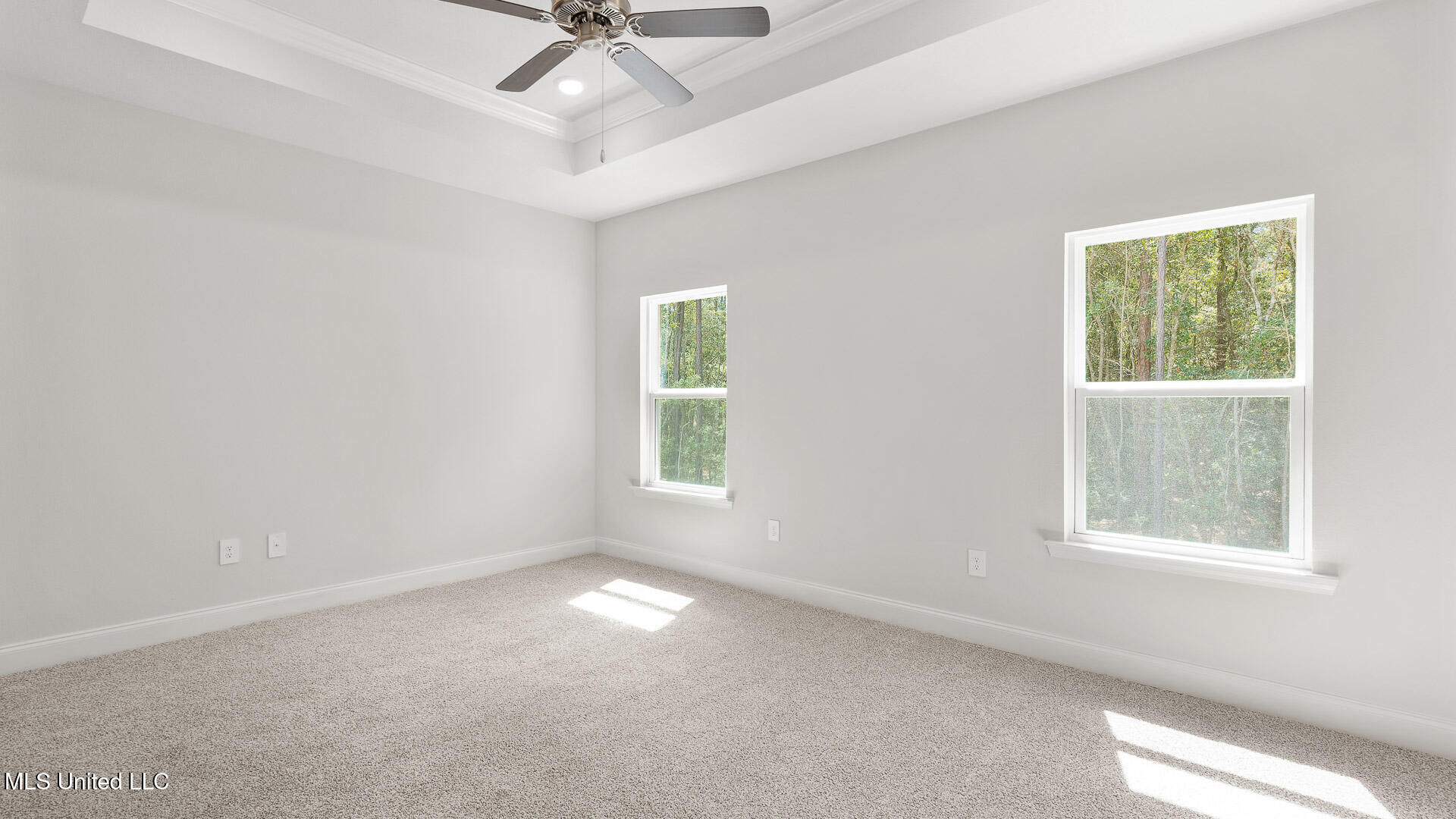 16206 Blue Rdg Drive Gulfport, MS 39503 - Photo 14 of 31 Primary Bedroom