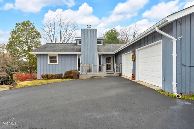 $355,000 | 117 Sandpiper Circle, Kingsport, TN 37663