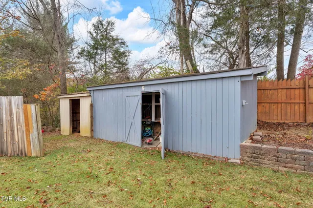 $355,000 | 117 Sandpiper Circle, Kingsport, TN 37663