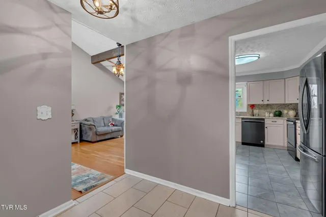 $355,000 | 117 Sandpiper Circle, Kingsport, TN 37663