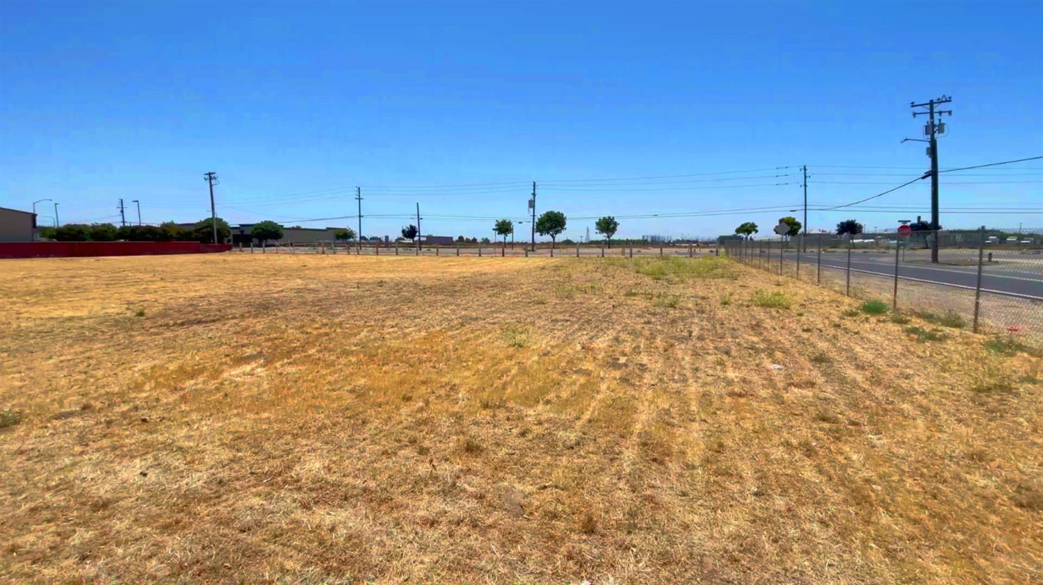 140 Swanson Road Manteca, CA 95337 - Photo 8 of 14