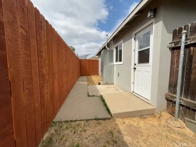 $2,100 | 3928 Everest Avenue, Riverside, CA 92503