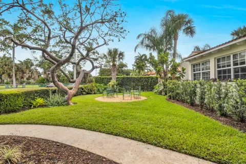 $950,000 | 1219 North Lakeside Drive, Lake Worth Beach, FL 33460
